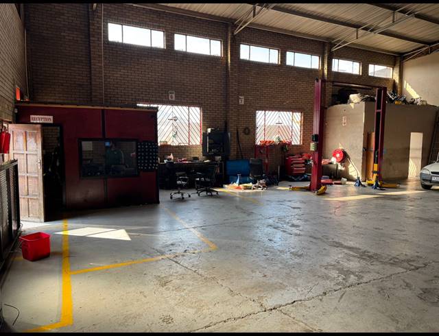 520M² WAREHOUSE TO LET IN PRETORIA WEST